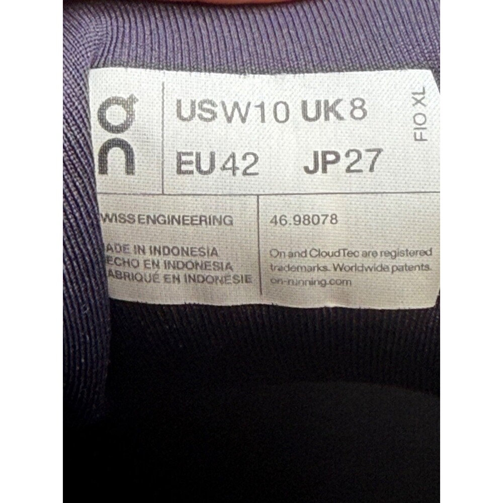 ON Cloudrunner Womens Frost Fade Running Shoes Si… - image 7